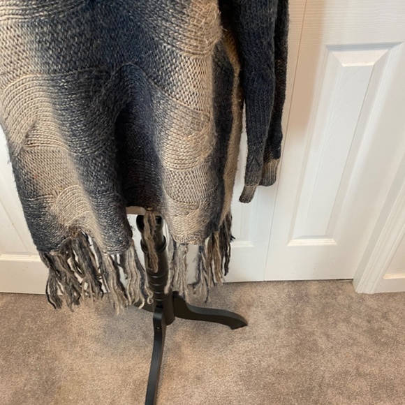 Elan size XL sweater - Picture 5 of 11